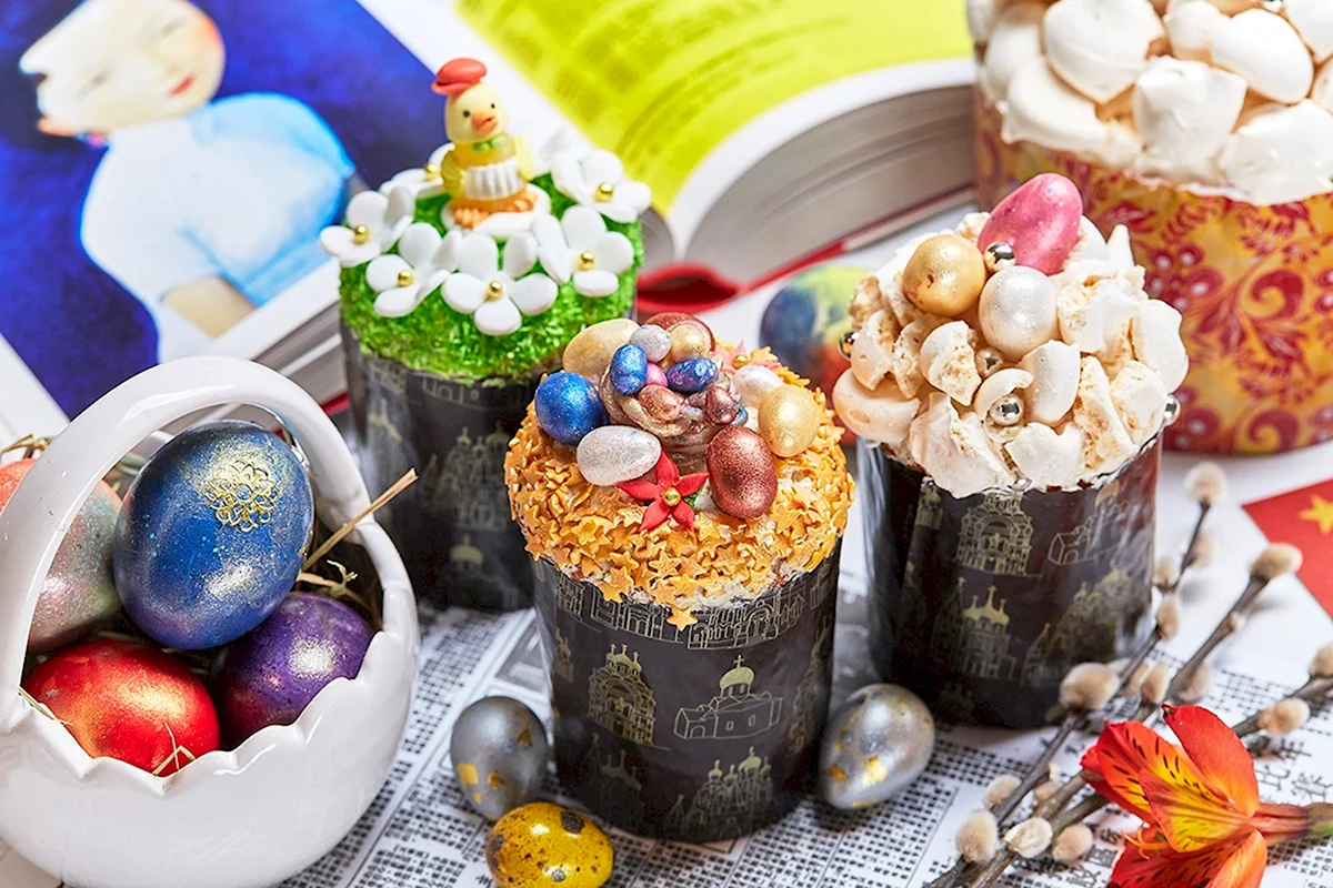 Стильна прикраса пасок