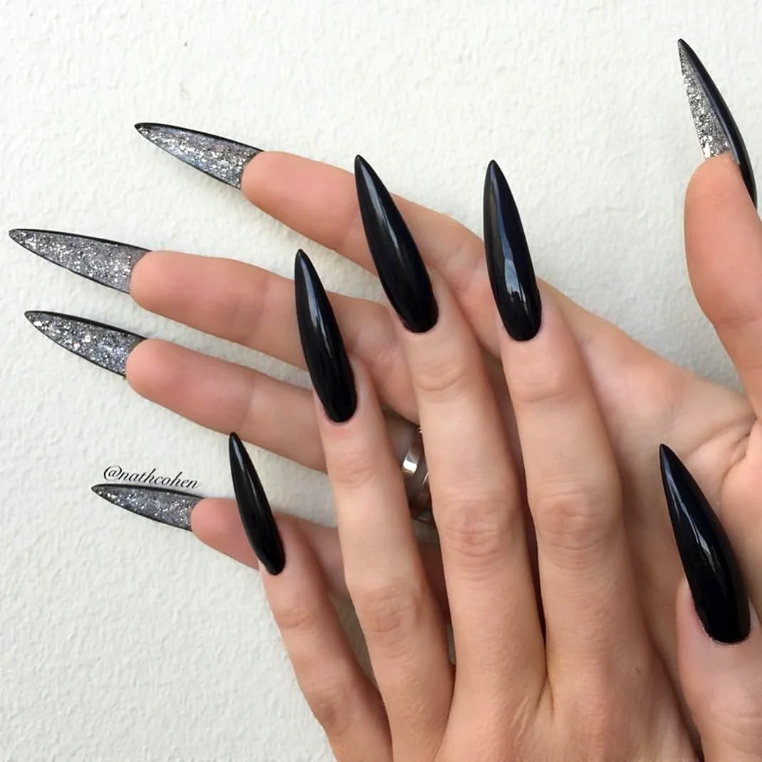 Матові стилет мигдаль