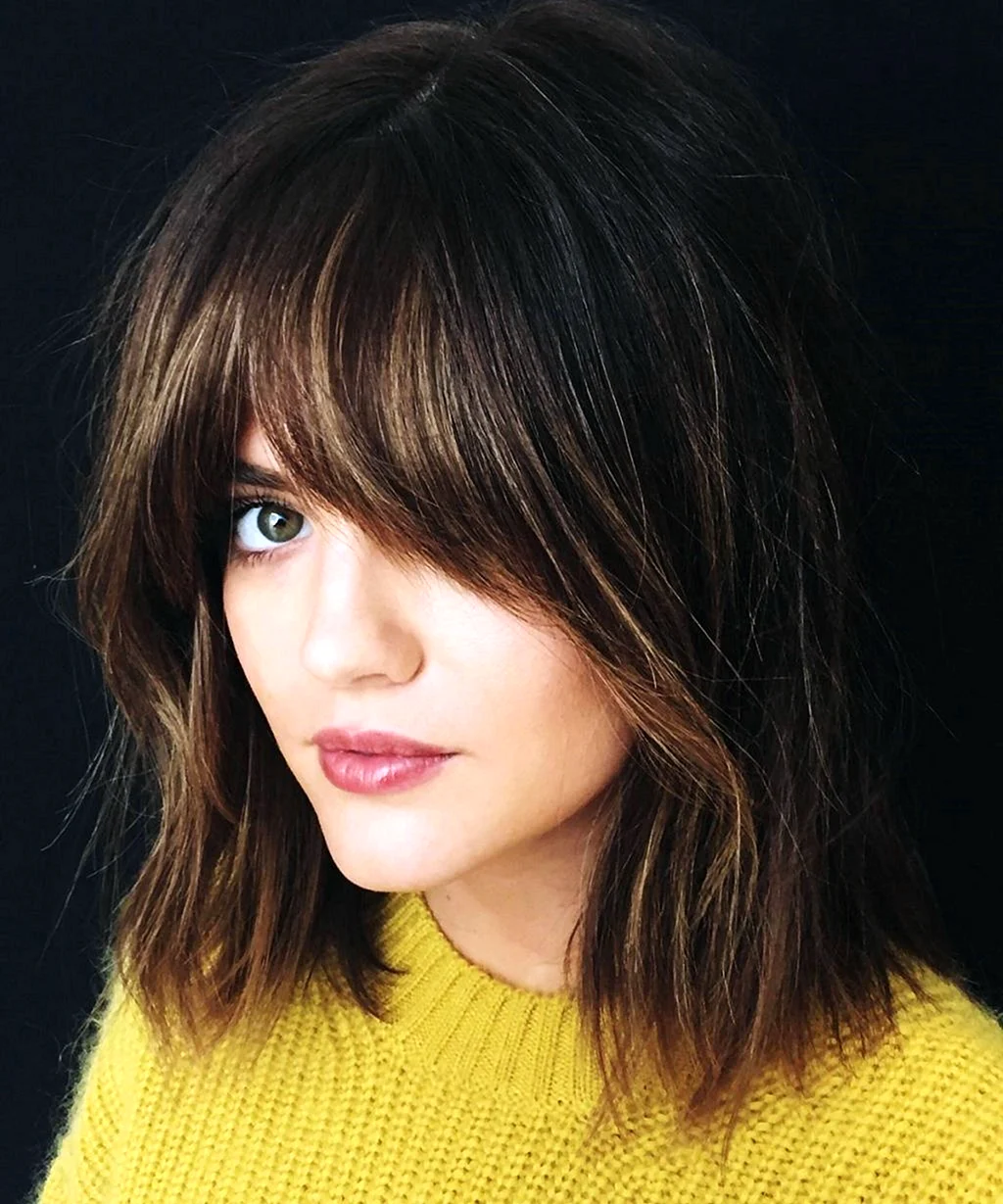 Люсі Хейл з чубчиком