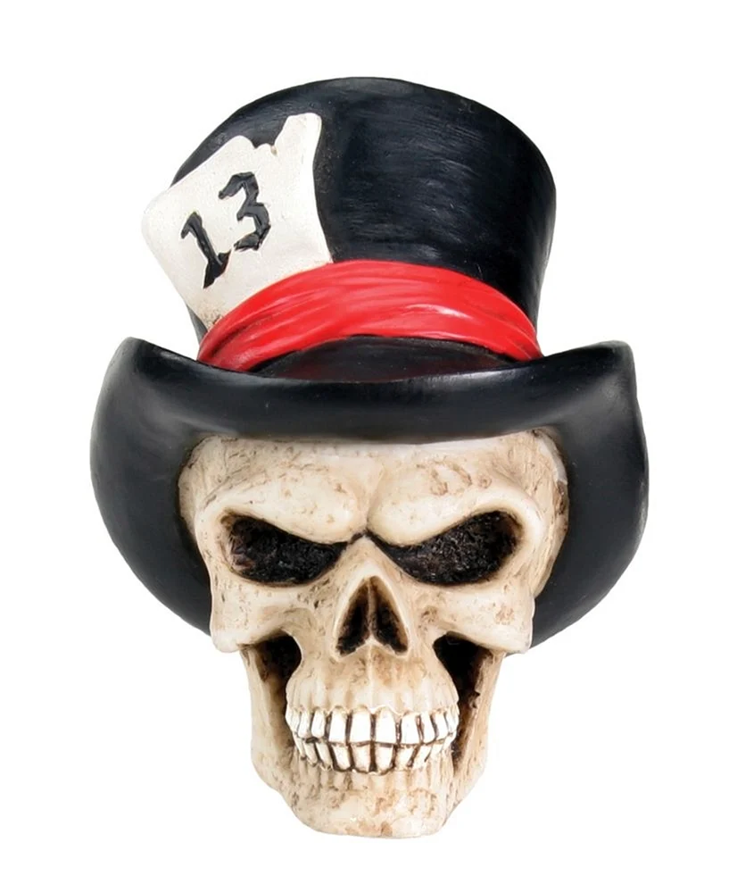 Череп у капелюсі