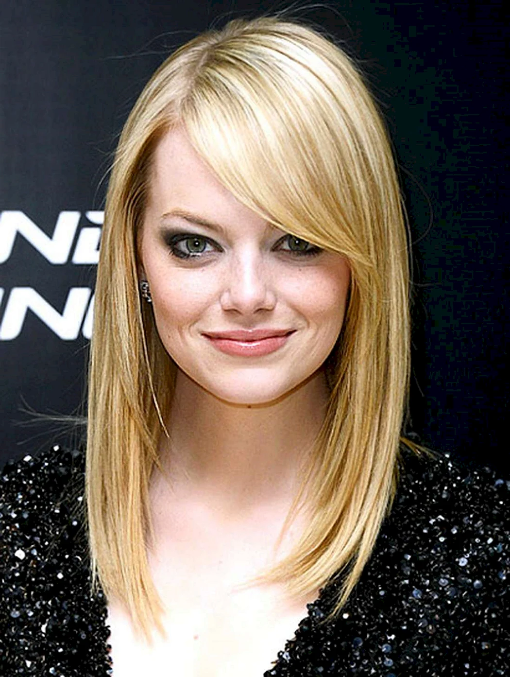 Подовжений Боб з чубчиком Емма Стоун