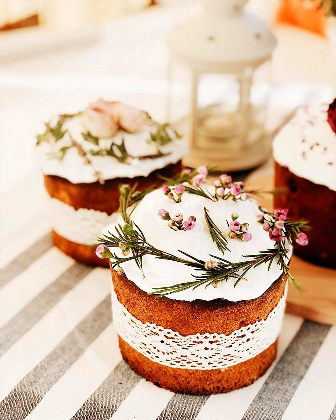 Стильна прикраса пасок