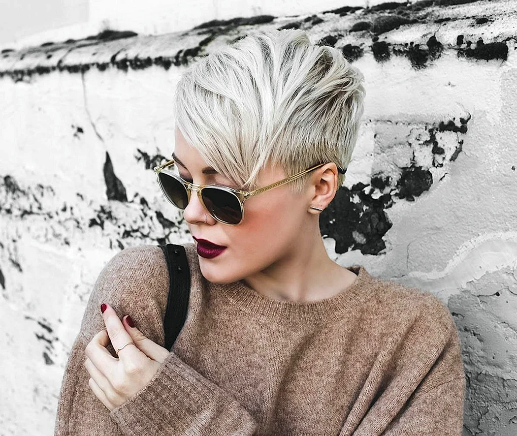 Стильні короткі стрижки