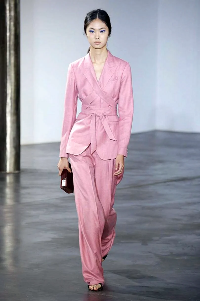 Брючний костюм у стилі кімоно