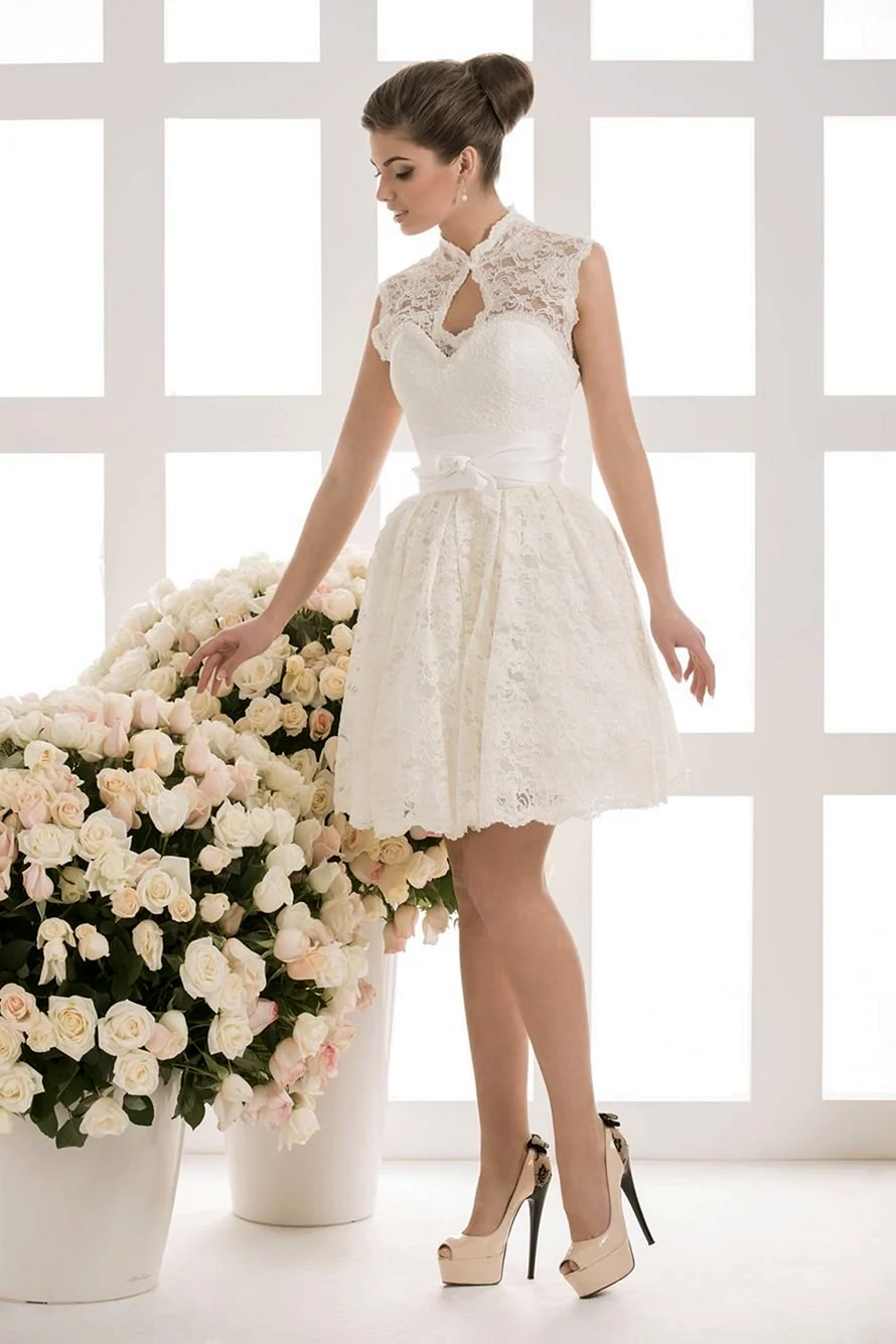 Коротка сукня на весілля