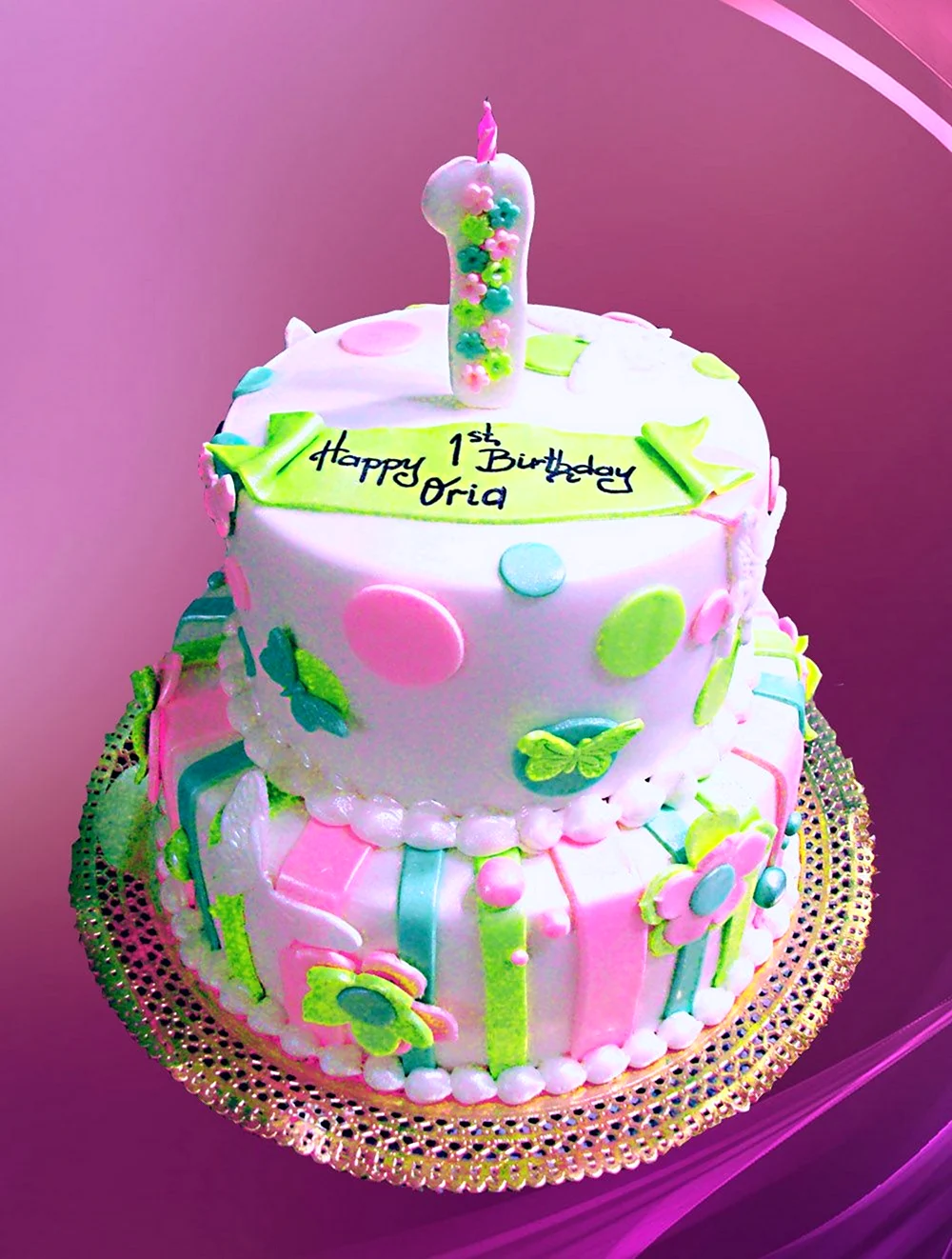 Торт дівчинка