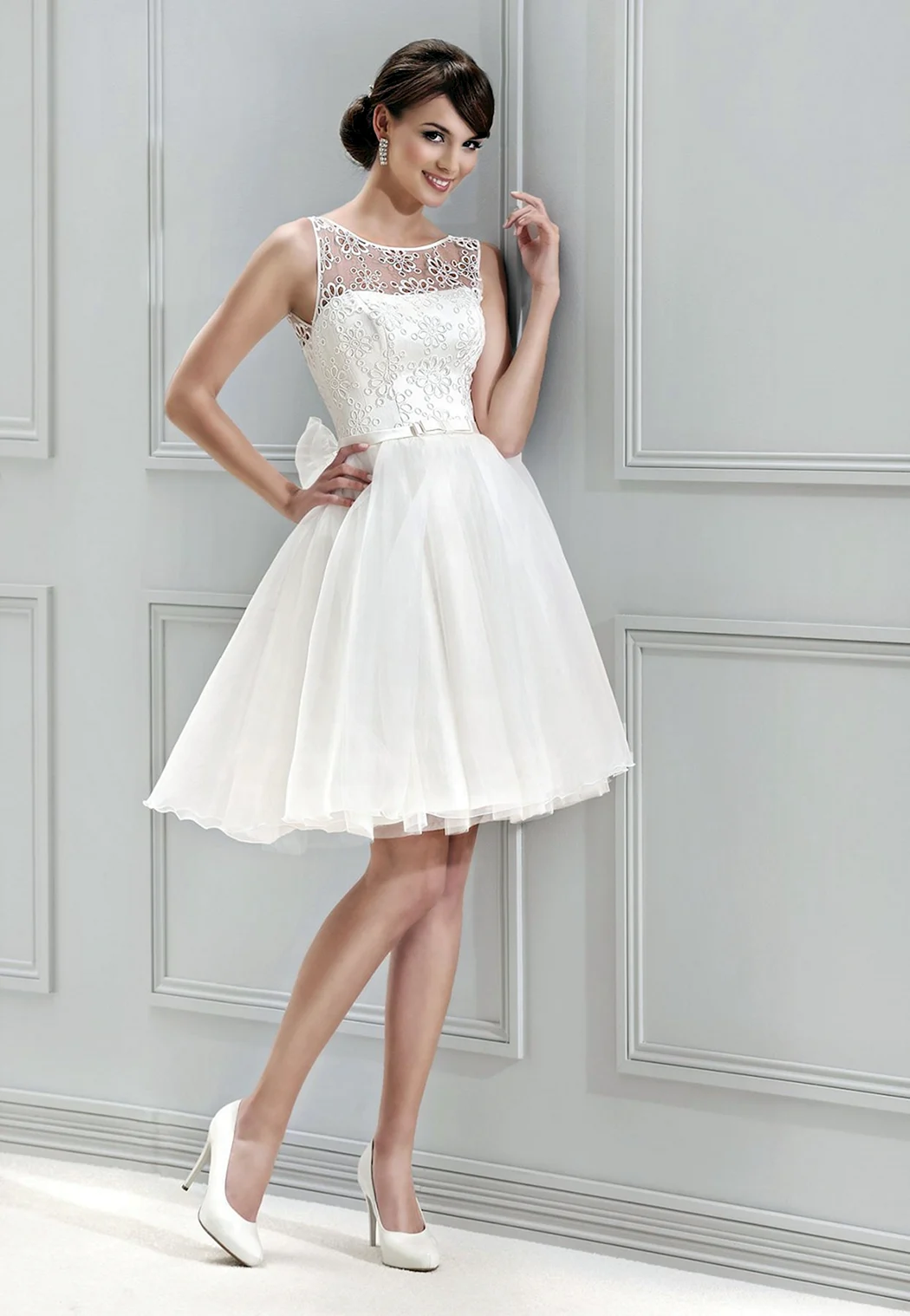 Весільні сукні короткі