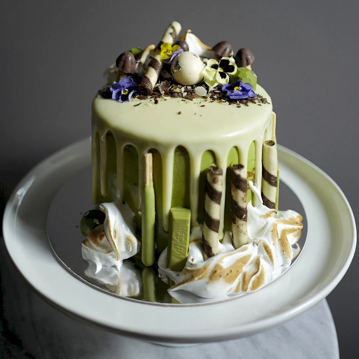 Стильний торт