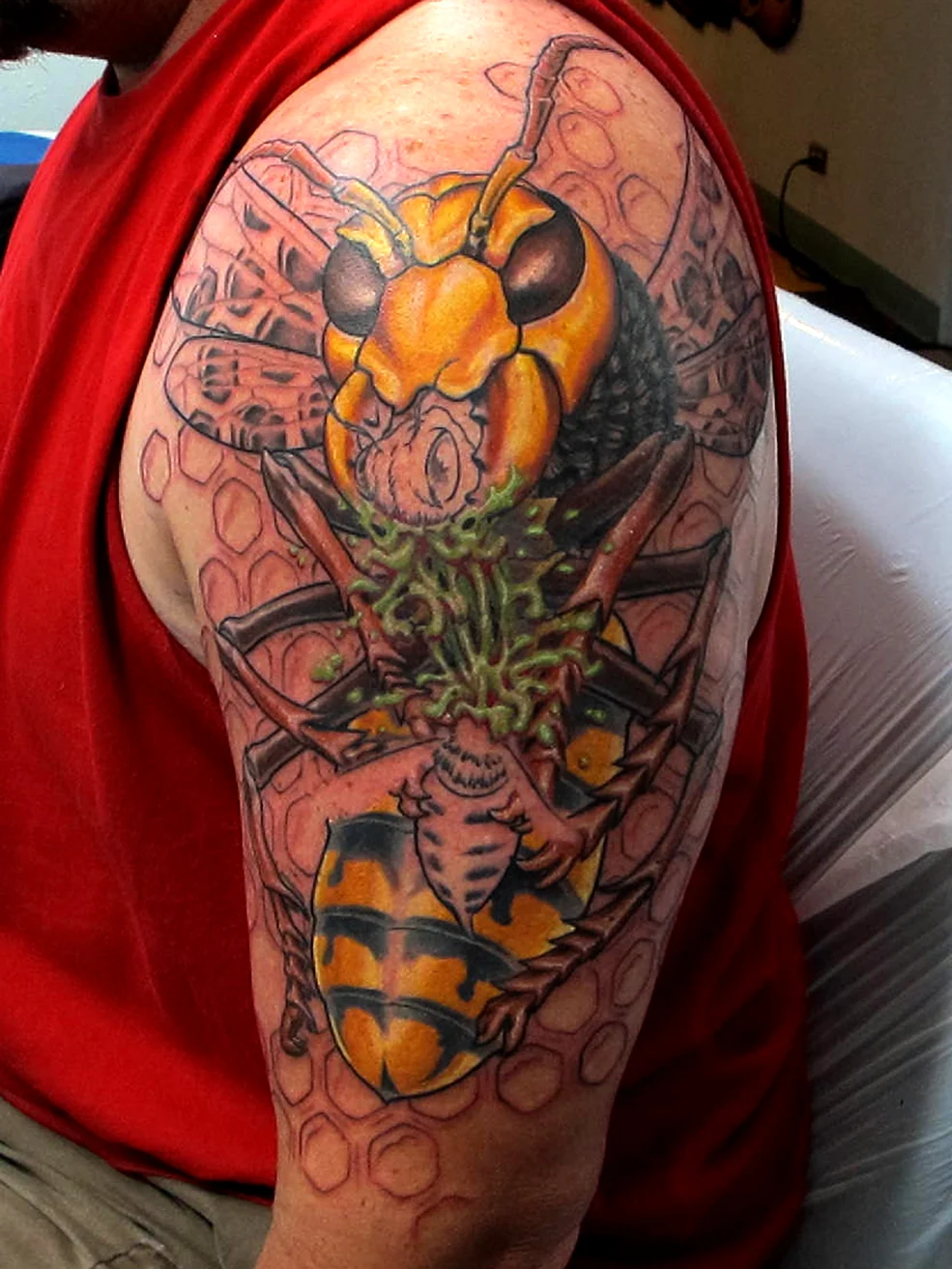 Рой шершней