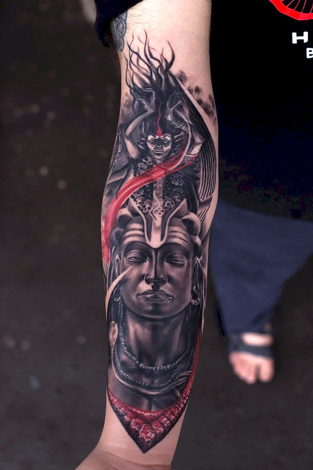 Тату Шива на руці