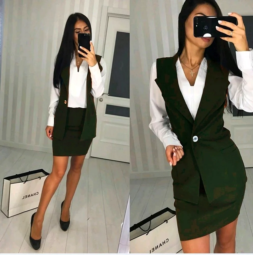 Костюм тройка женский с жилетом и юбкой