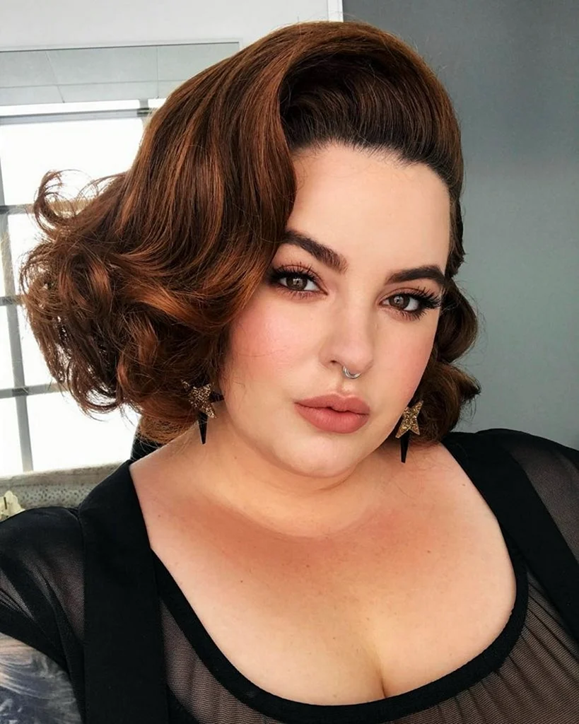 Тесс Холідей