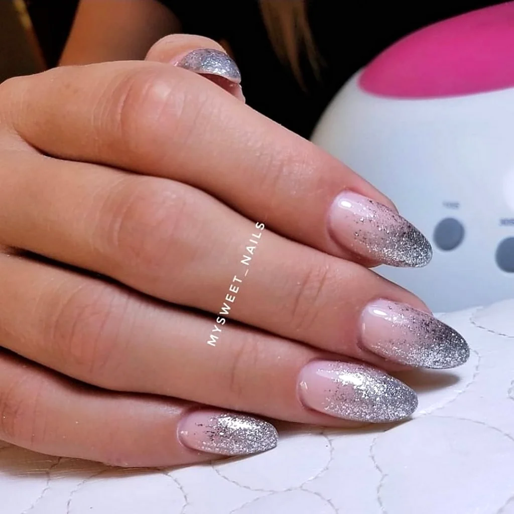 Френч серебро миндаль