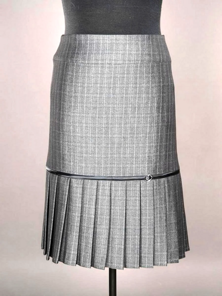 Прямые юбки со складками