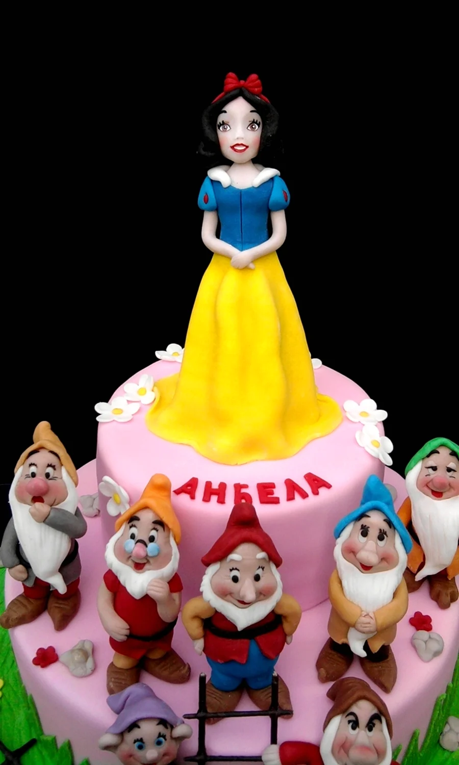 Торт Белоснежка и 7 гномов