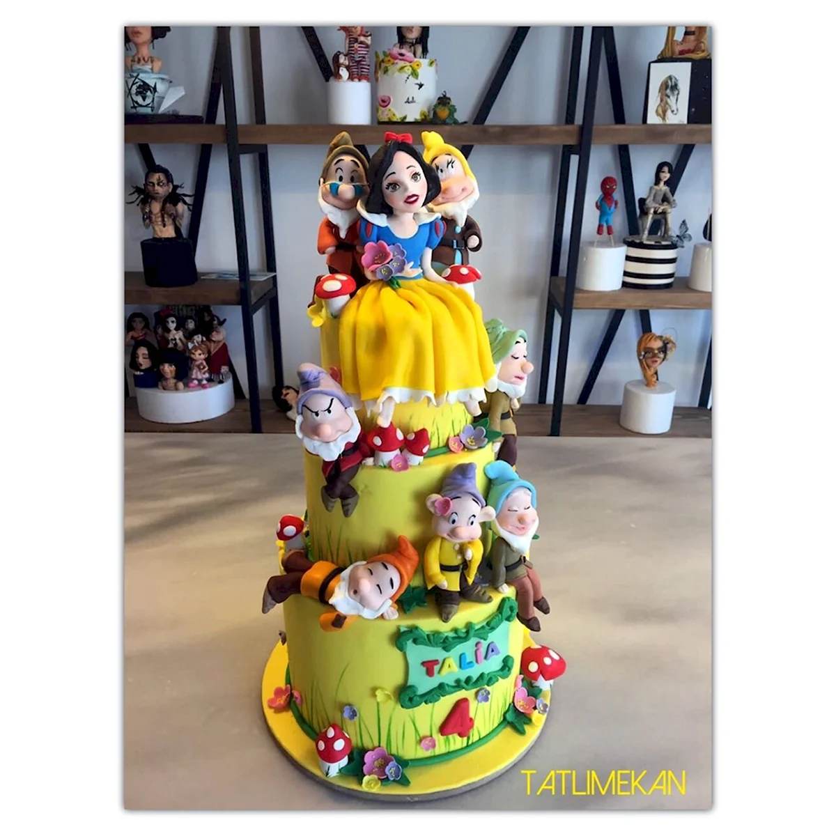 Тортик Белоснежка и семь гномов