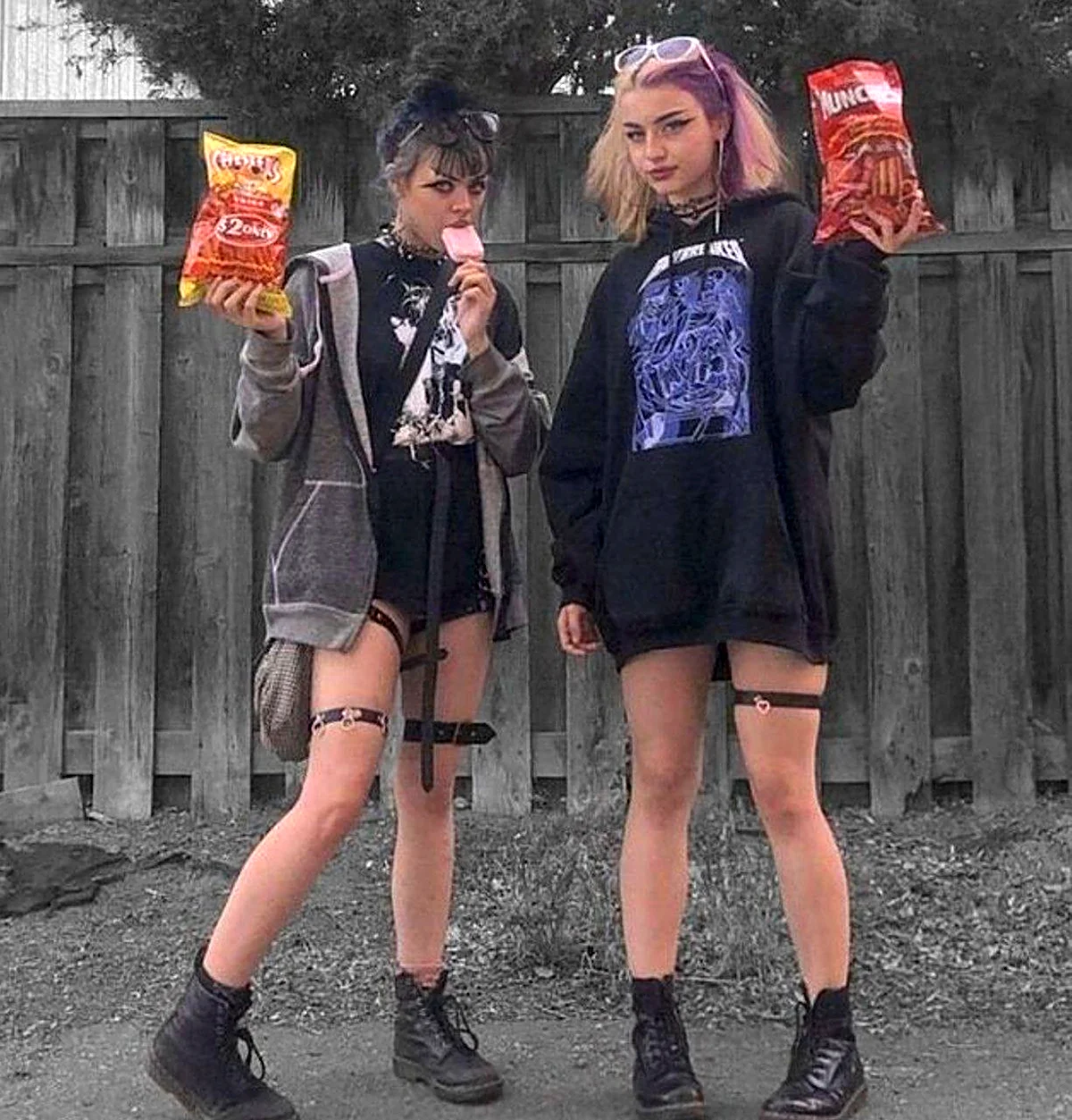 Goth outfit Грандж 2020 ЛГБТ