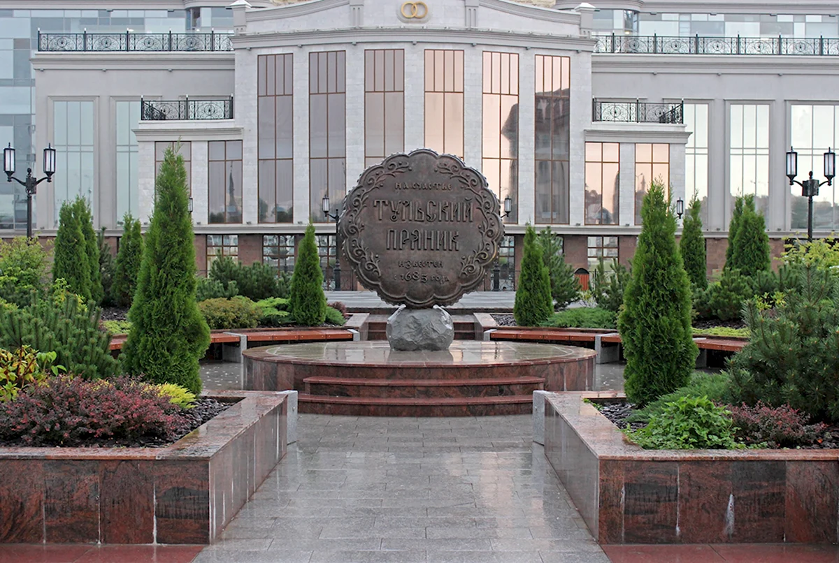 Тульский пряник памятник