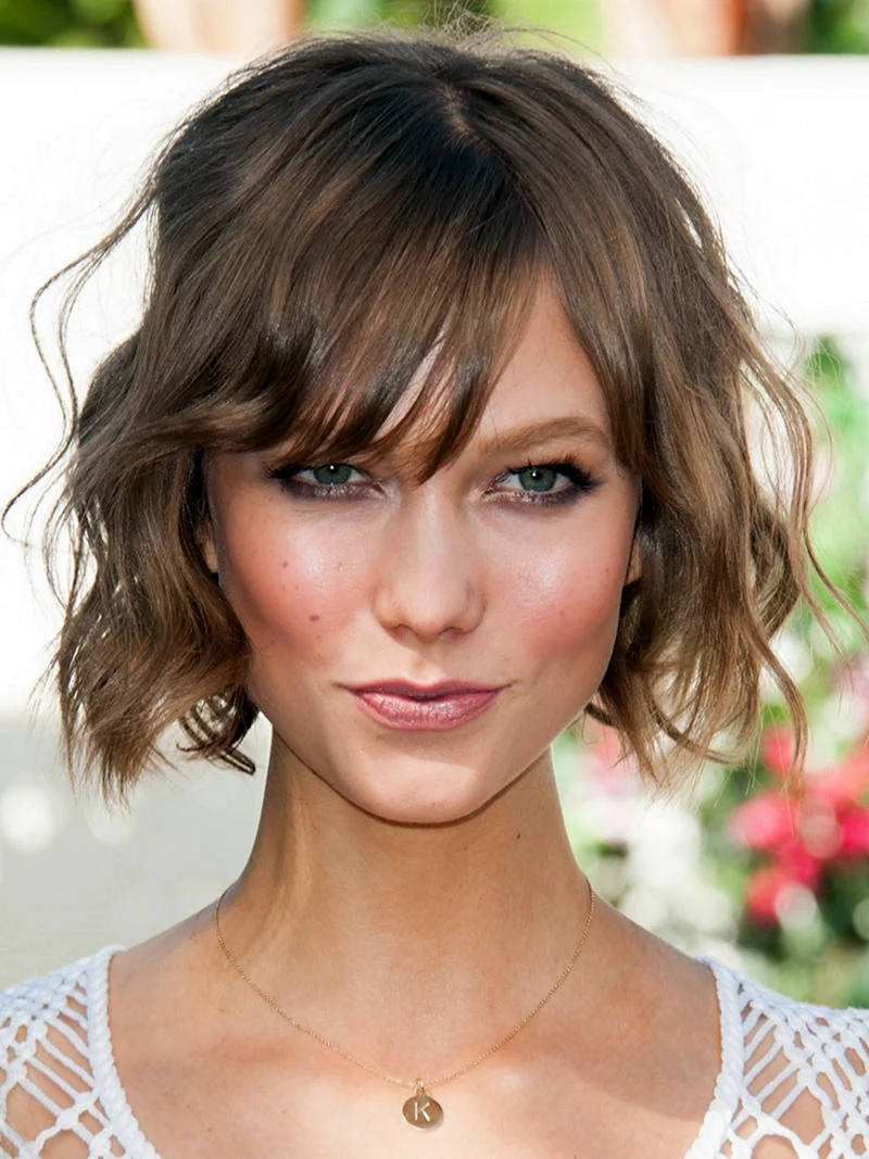 Карлі Клос Боб