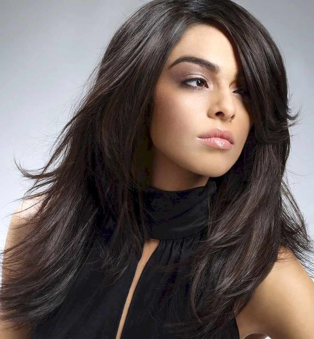 Стрижки на довге волосся