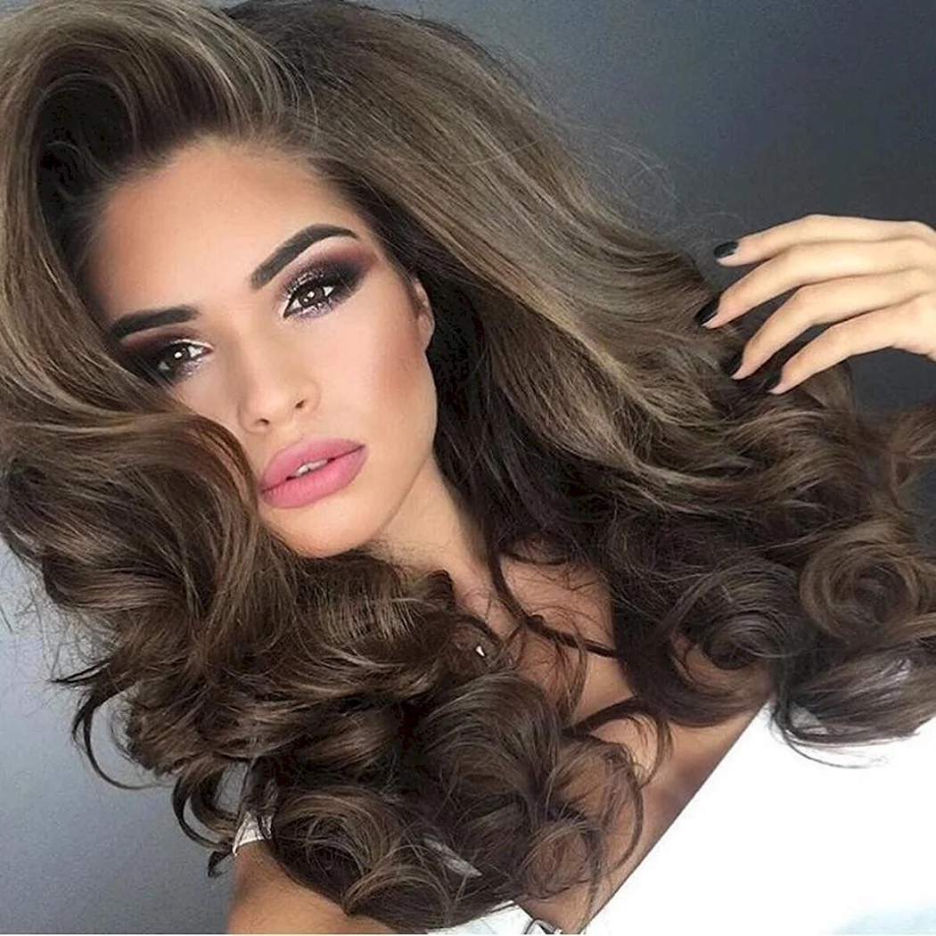 Об'ємні локони