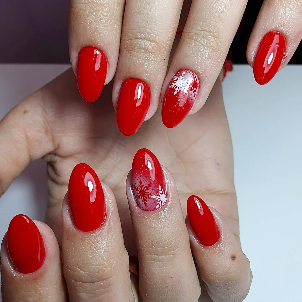 Шеллак красный