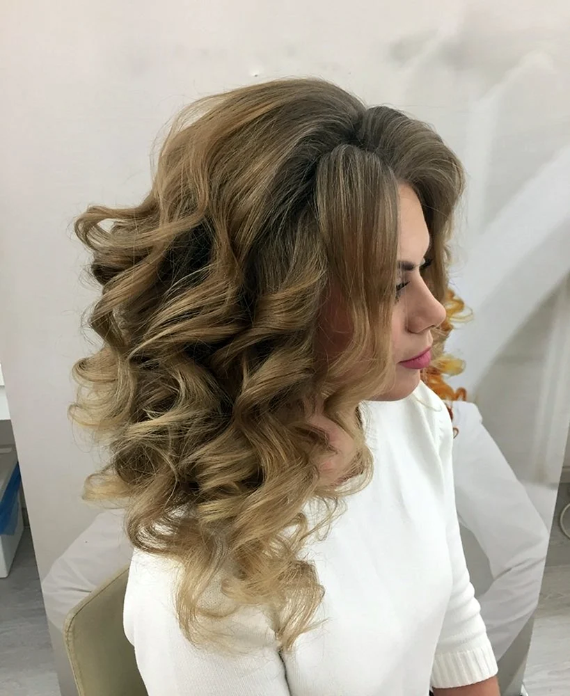 Об'ємні локони