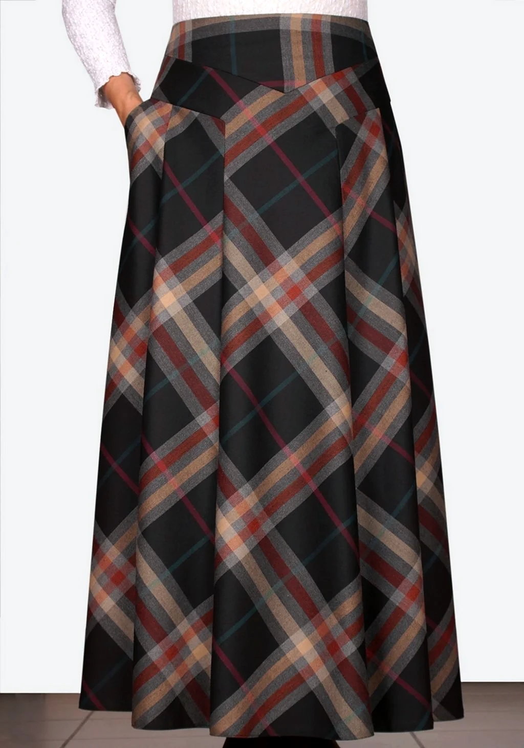 Длинная юбка в клетку