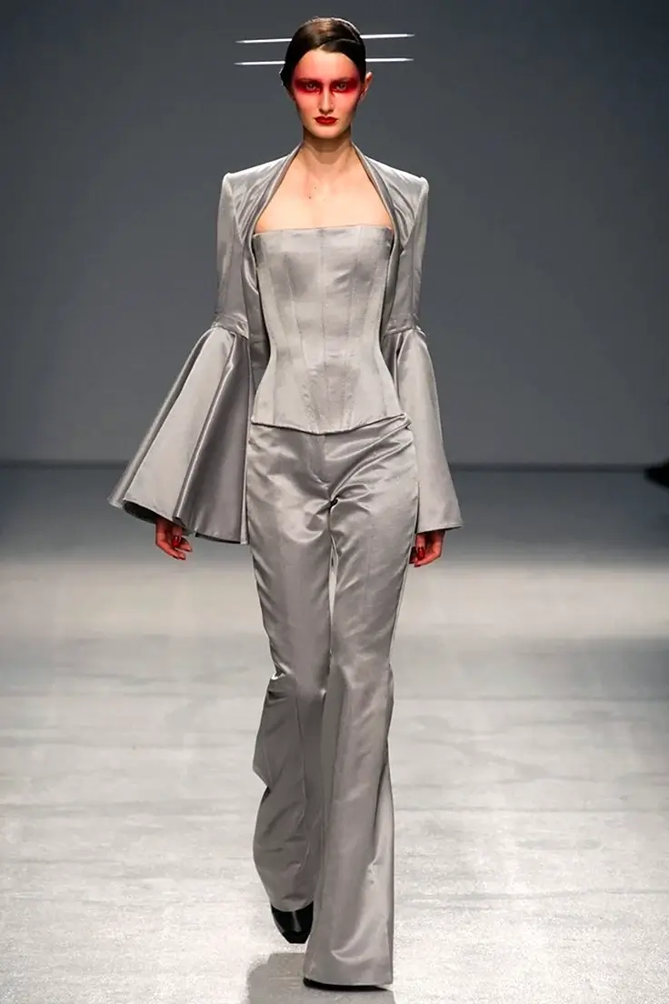 Модельер Гарет пью