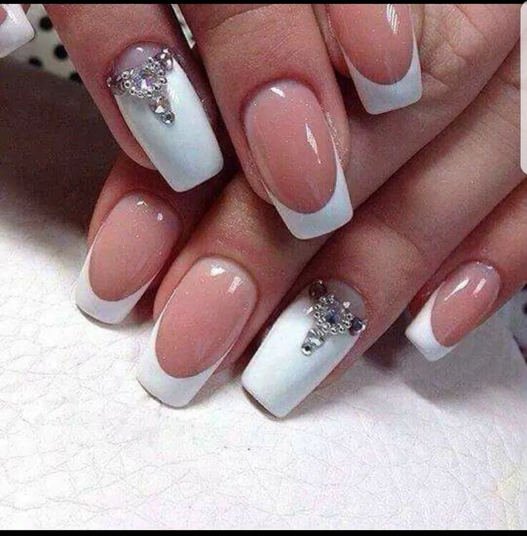 Белый френч