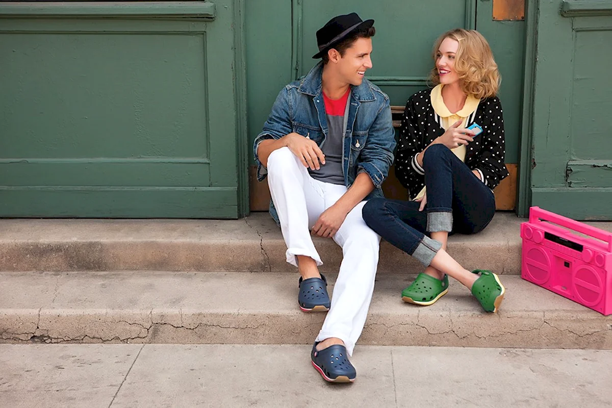 Сабо Crocs Street Style