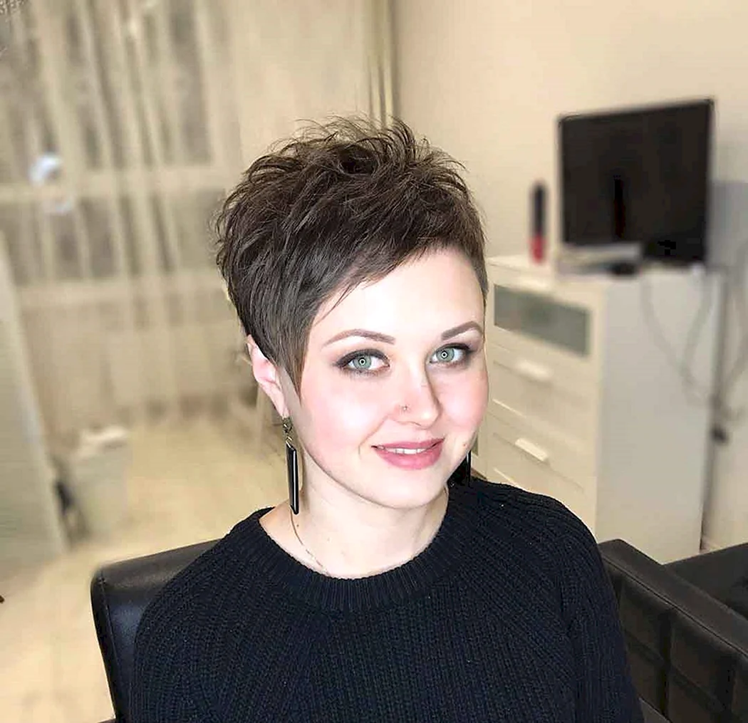 Стрижки Оксани Громишевої