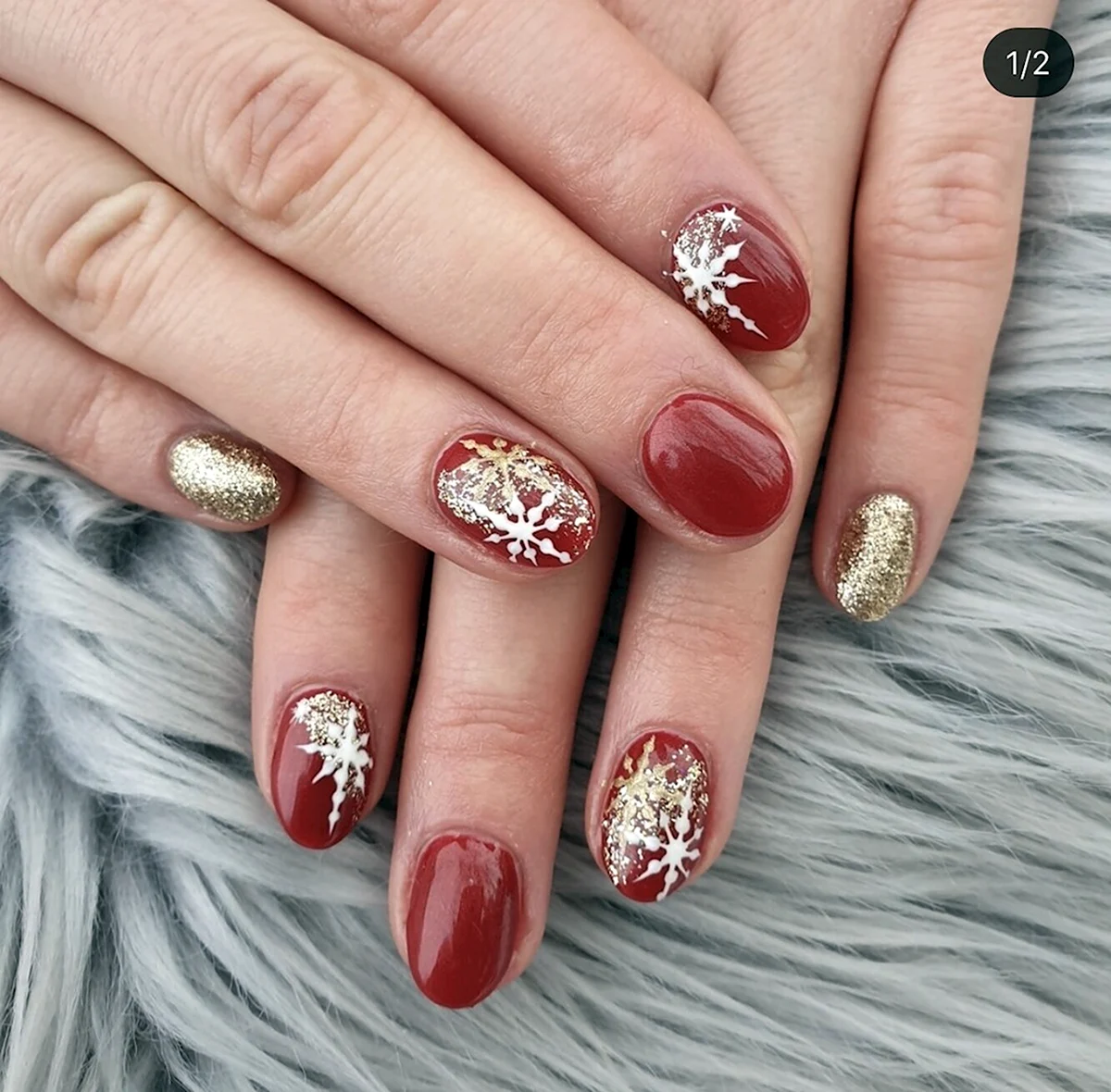 Гель лак красный со снежинками