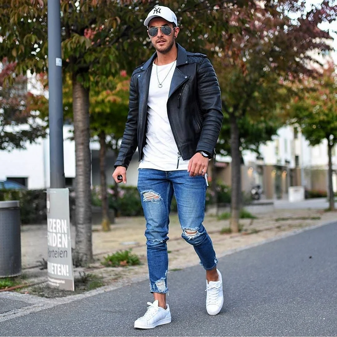 Джинсы с кедами мужские