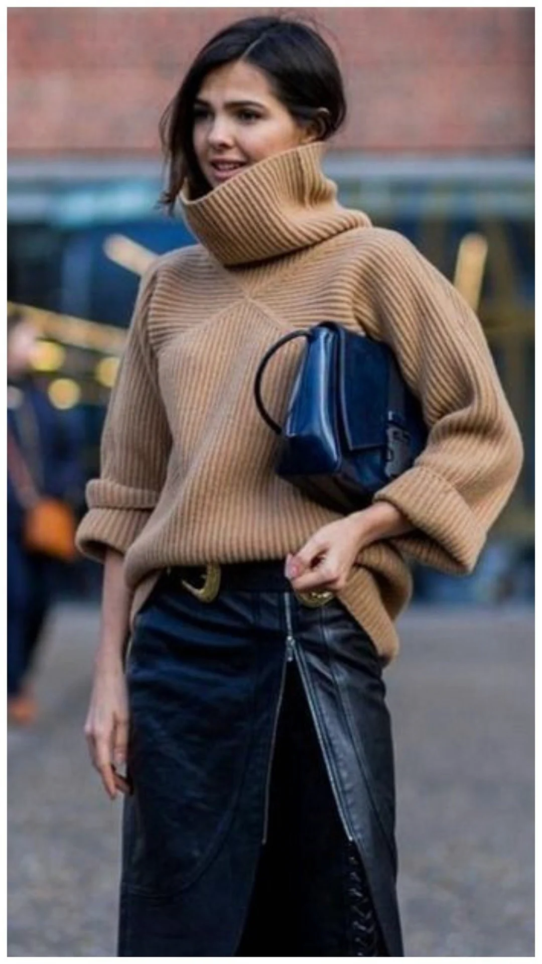 Водолазка цвета кэмэл Street Style