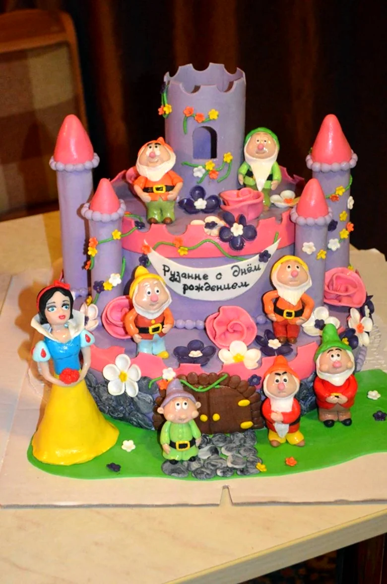 Торт 7 Белоснежка 7гномов