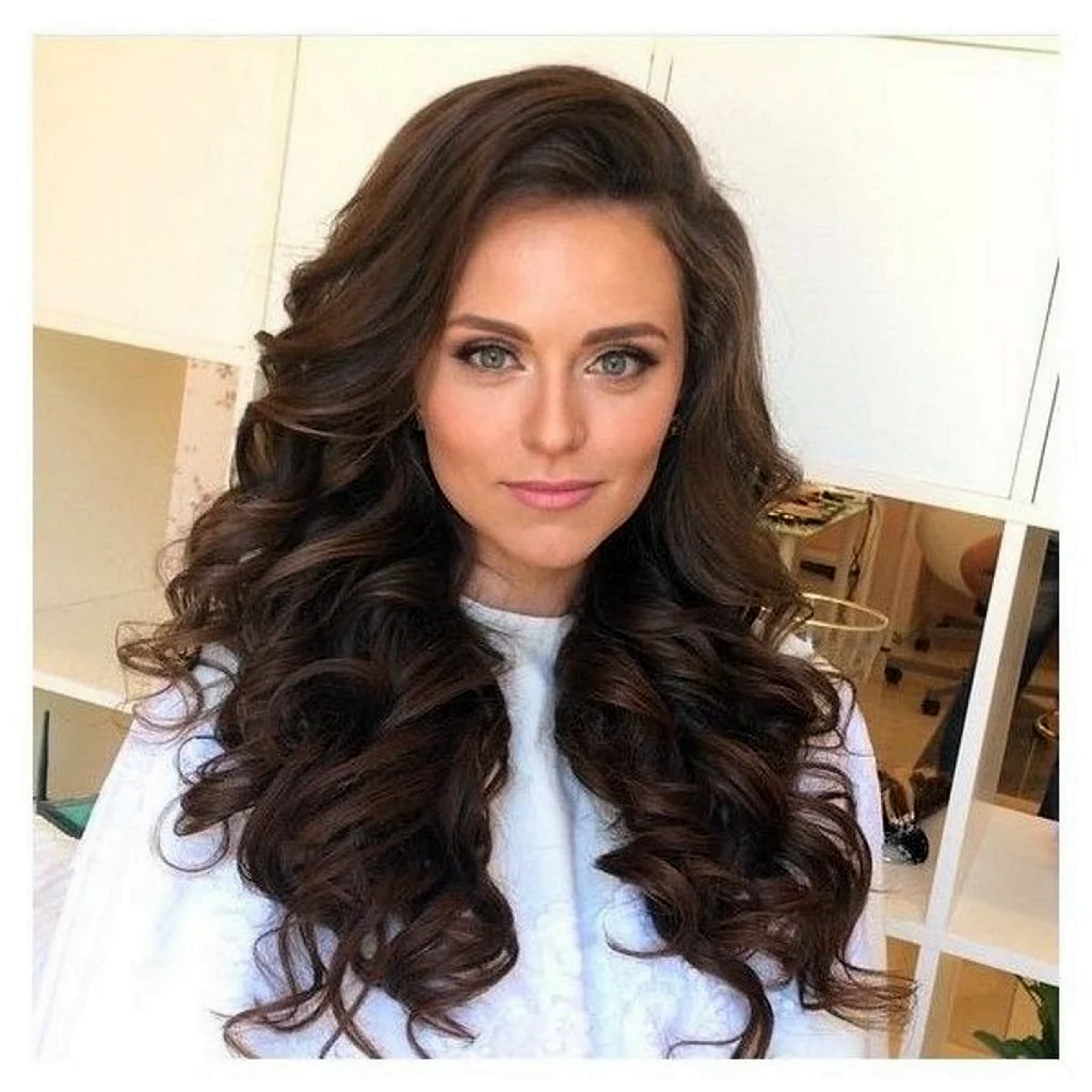 Великі локони на довге волосся