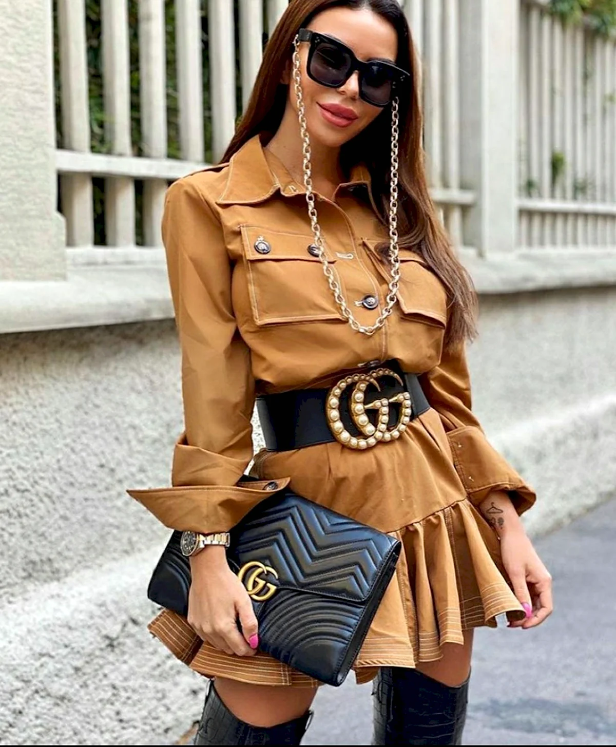 Стильные образы с ремнем Луи Виттон