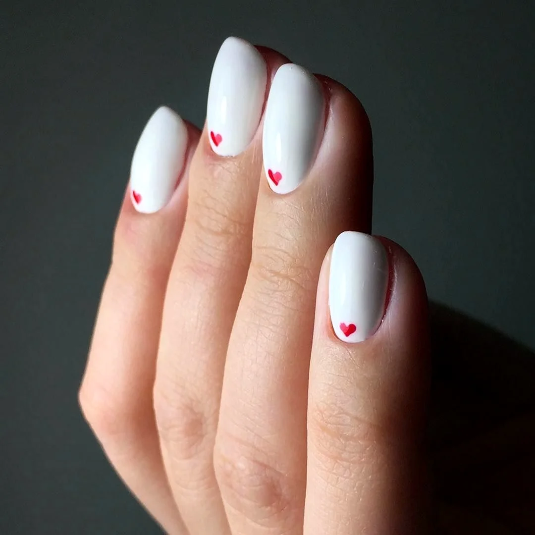 Ногти Минимализм