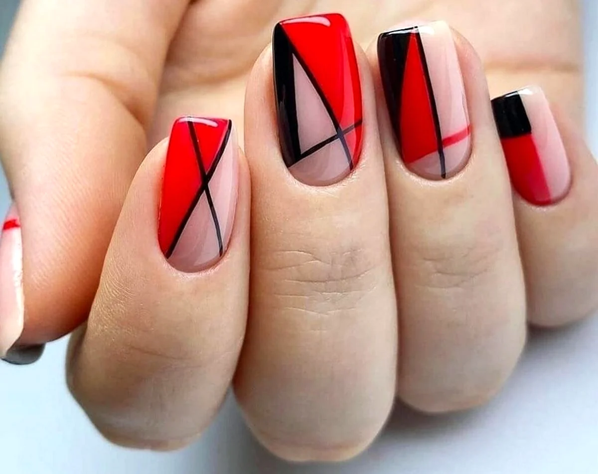 Геометрический маникюр