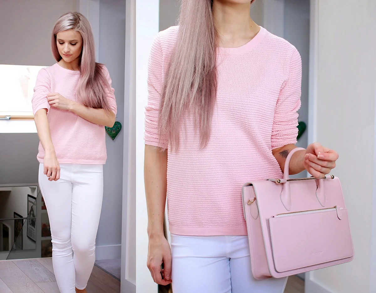 Розовая кофта и джинсы