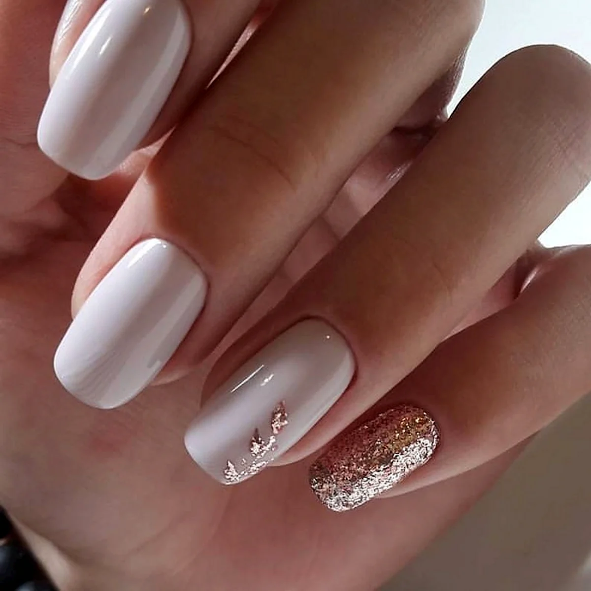 Нежный маникюр