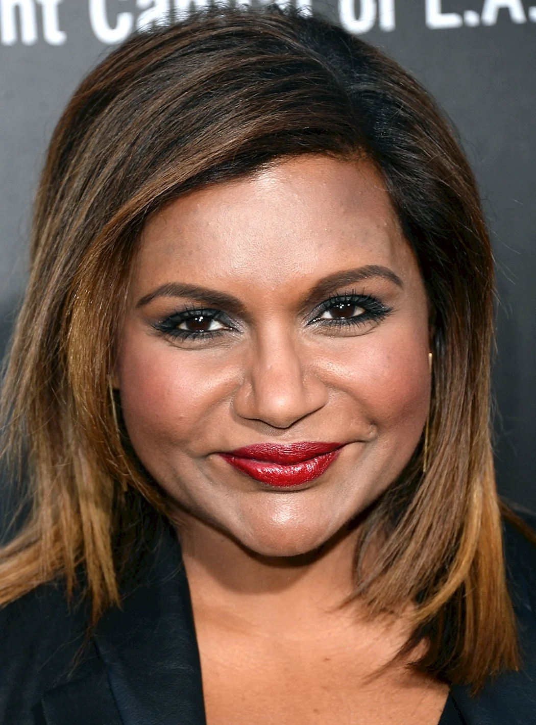 Стрижки для повних