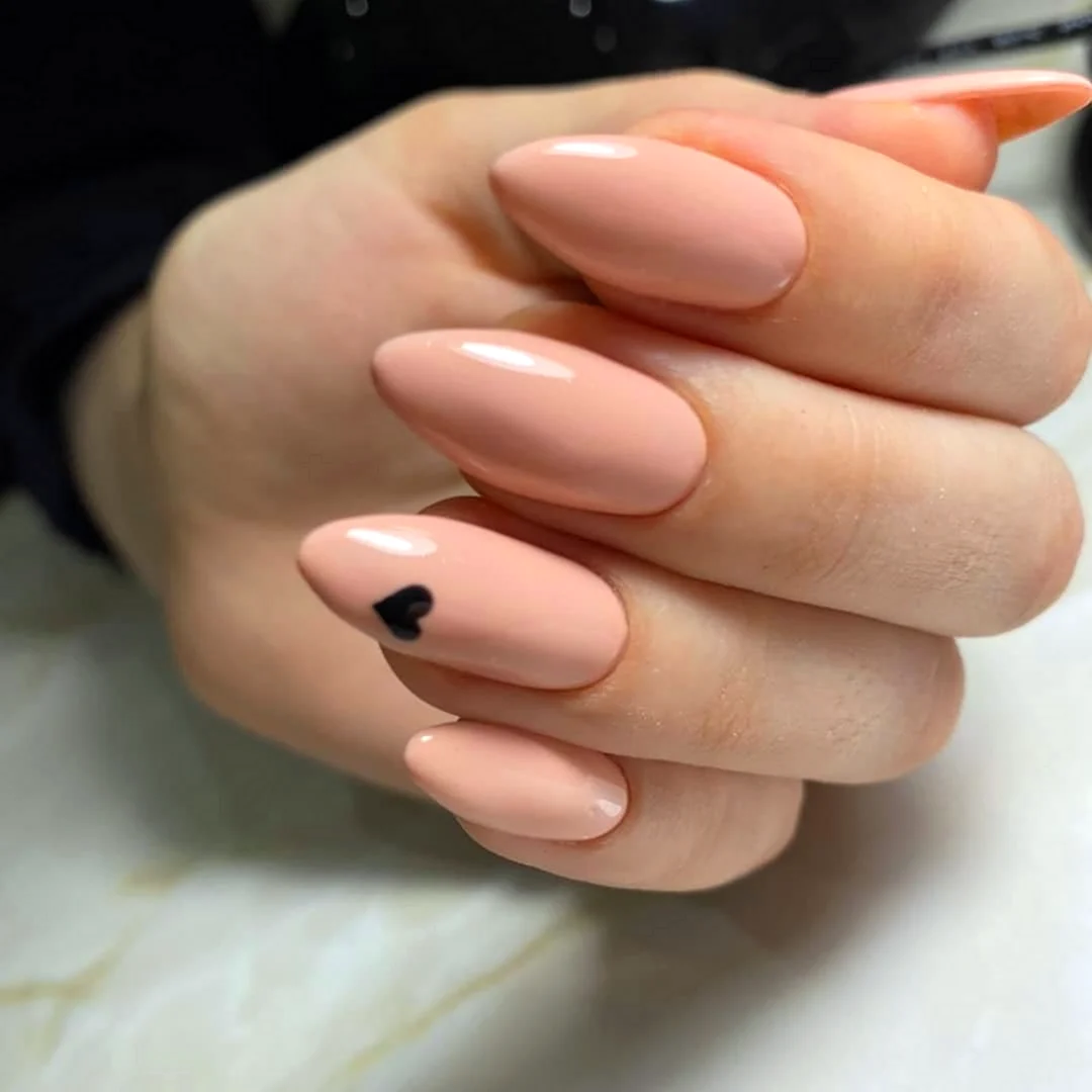 Нюдовый миндаль 2021