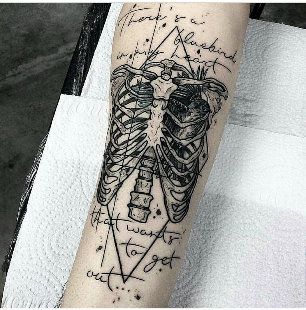Bones тату
