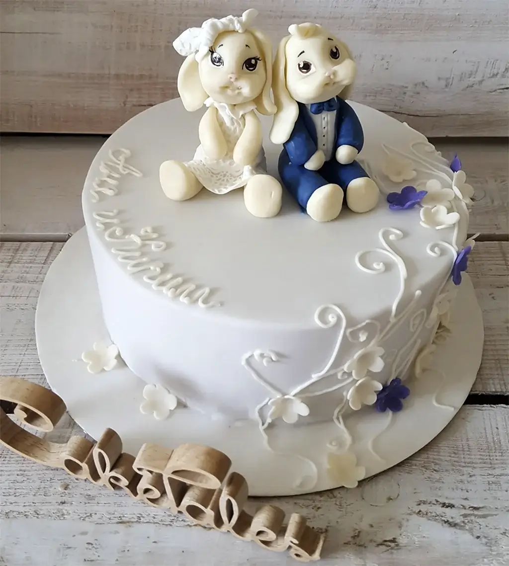 Свадебный торт с зайчиками