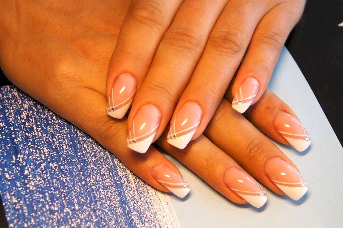 Французский маникюр