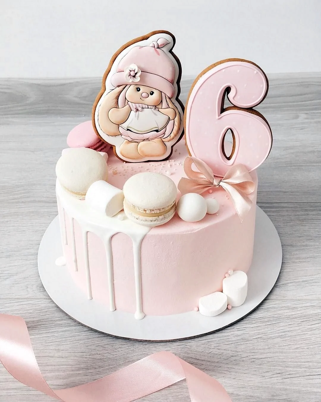 Пол тортика на пол годика