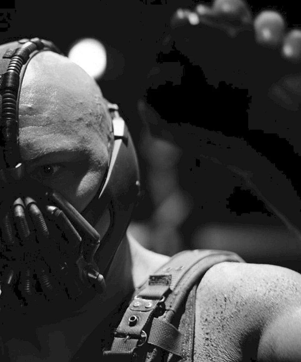 Том Харди Бэйн