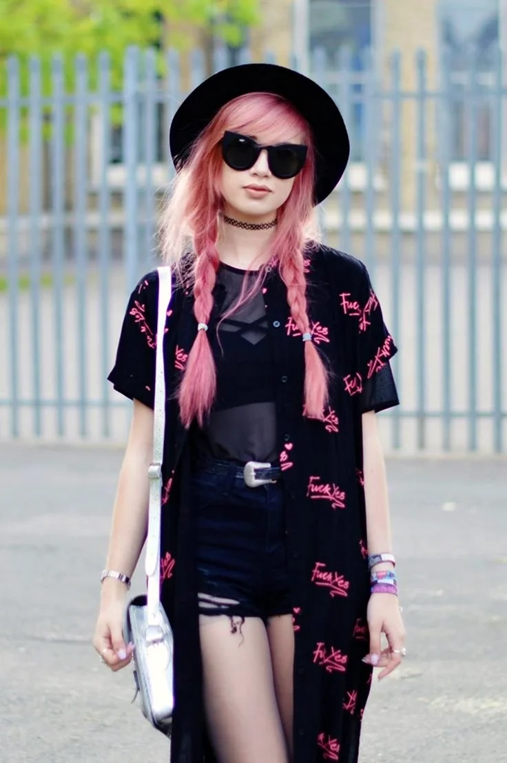Emo Punk стиль одежды 2020